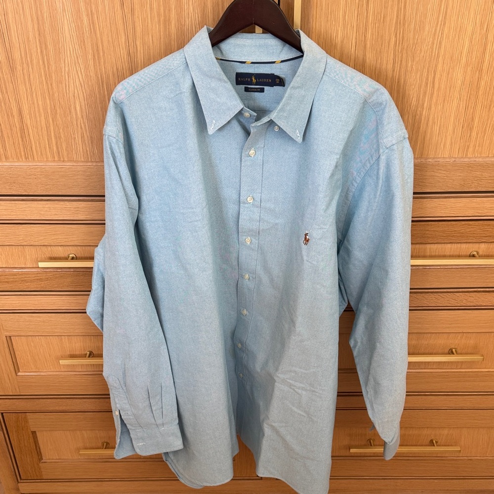 Ralph Lauren Men's Light Blue Button-Down Oxford Shirt
